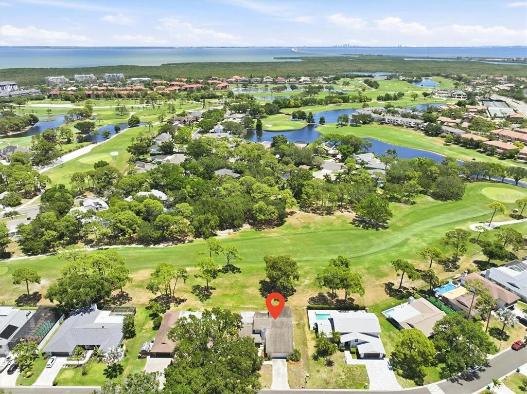 13915 WHISPERWOOD DRIVE, CLEARWATER, FL 33762