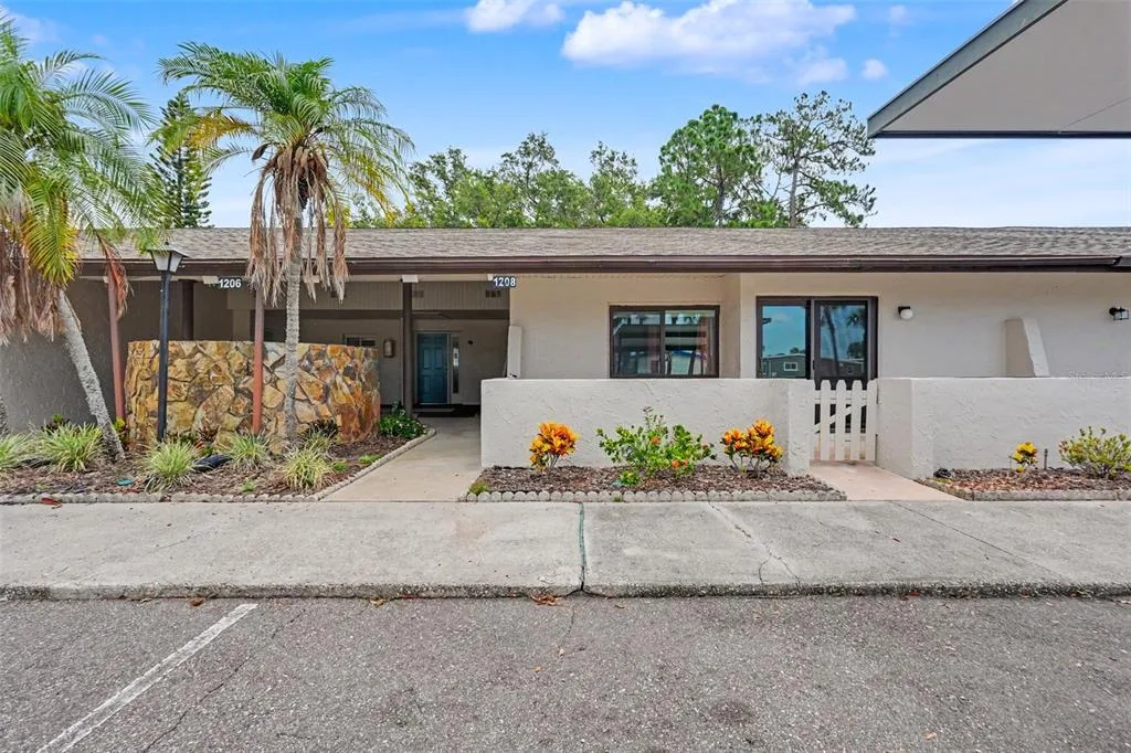 1208 HIGHLAND AVENUE SE # 121, LARGO, FL 33771