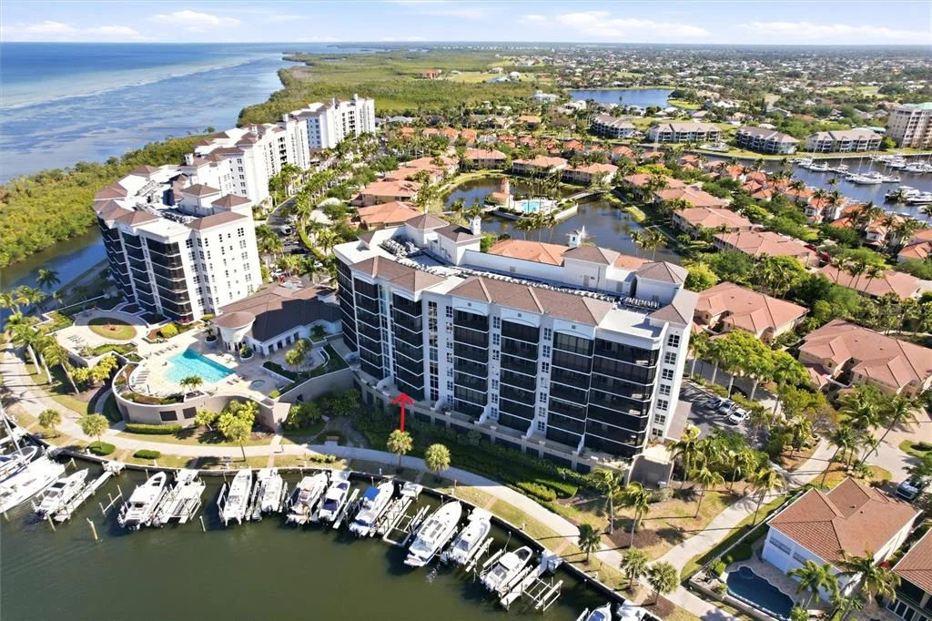 3313 SUNSET KEY CIRCLE # 105, PUNTA GORDA, FL 33955