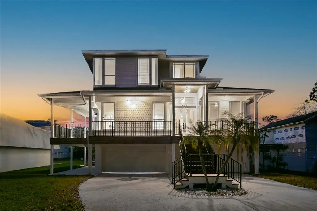 606 INDIANA AVENUE, CRYSTAL BEACH, FL 34681