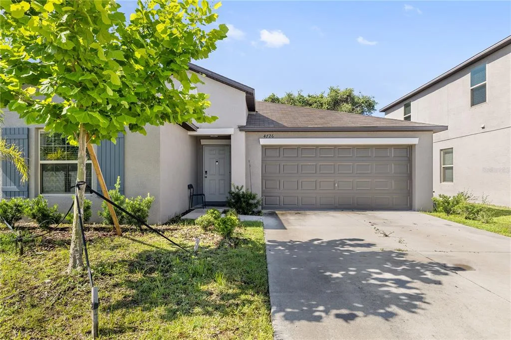 4726 WILD SENNA BOULEVARD, TAMPA, FL 33619