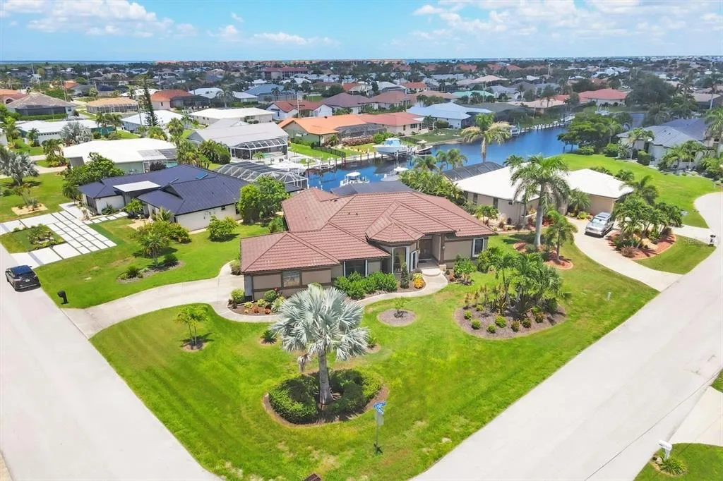2310 VIA VENICE, PUNTA GORDA, FL 33950