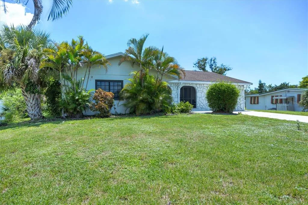 879 E 2ND STREET, ENGLEWOOD, FL 34223