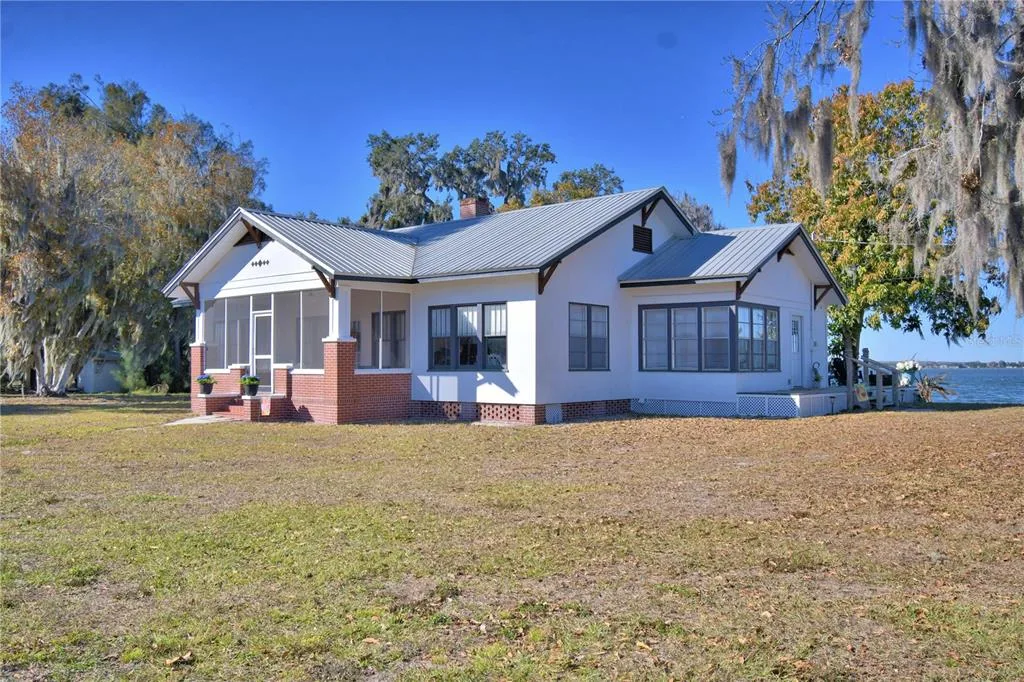 1173 S LAKE REEDY BOULEVARD, FROSTPROOF, FL 33843