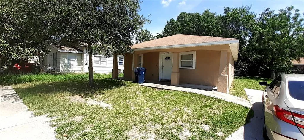 4226 E PALIFOX STREET, TAMPA, FL 33610