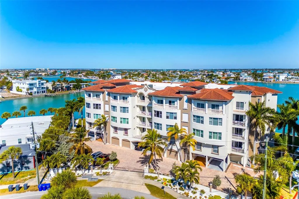 220 108TH AVENUE # 304, TREASURE ISLAND, FL 33706