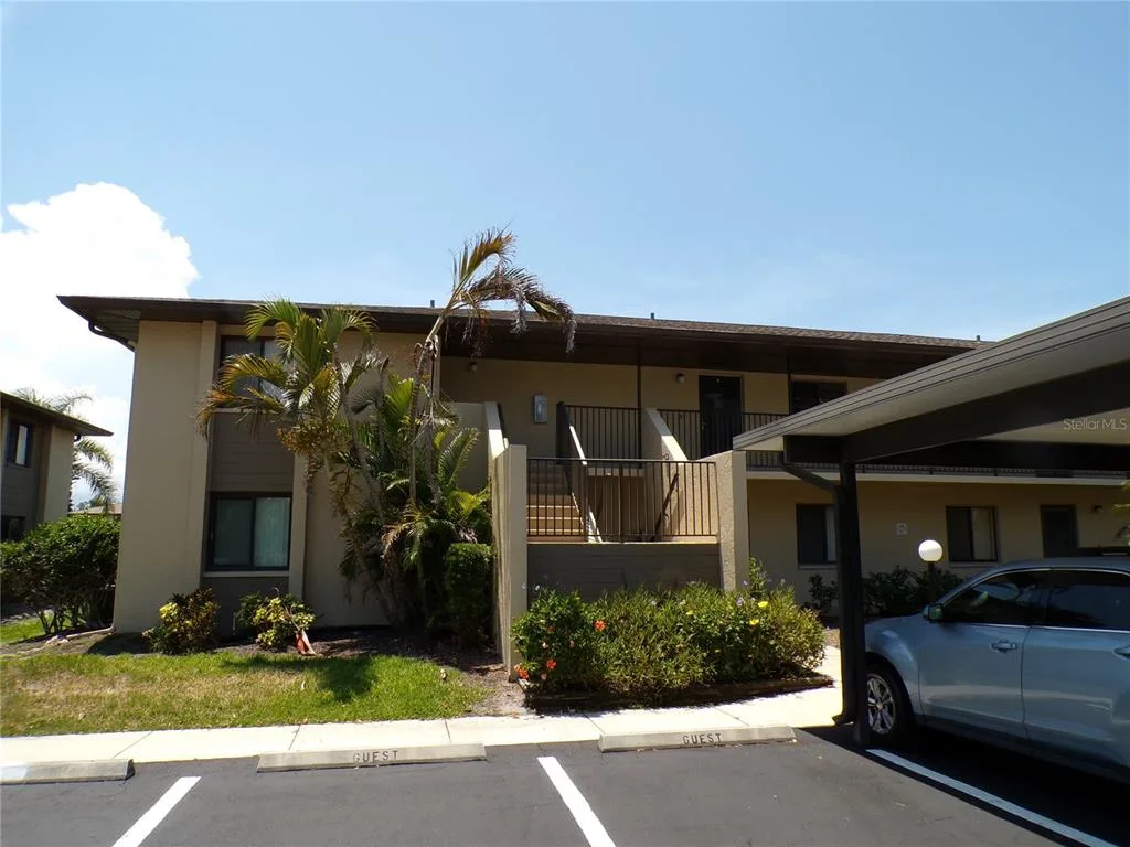 4016 OAKVIEW DRIVE # J6, PUNTA GORDA, FL 33980