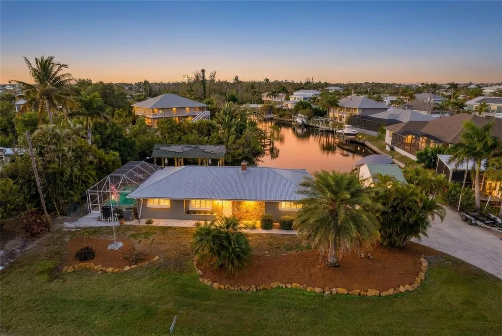 2740 SANIBEL BOULEVARD, ST JAMES CITY, FL 33956