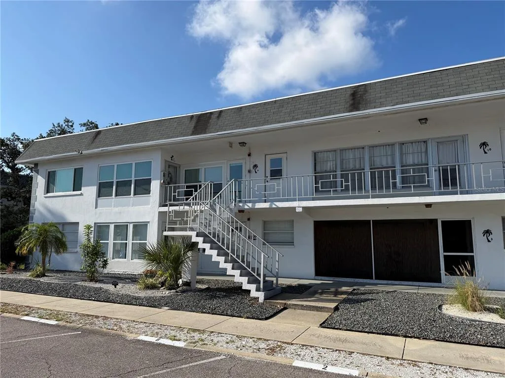 1221 DREW STREET # D9, CLEARWATER, FL 33755