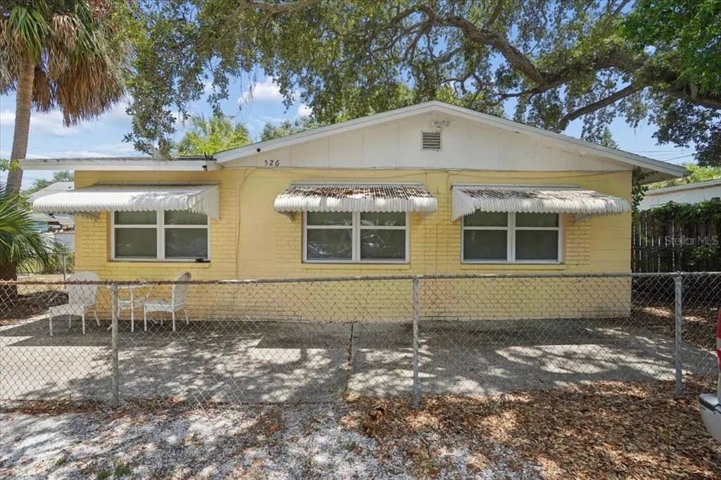 526 12TH AVENUE S, ST PETERSBURG, FL 33701